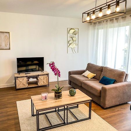 T3 Moderne Avec Balcon Terrasse Et Parking Gratuit Leilighet Niort Eksteriør bilde