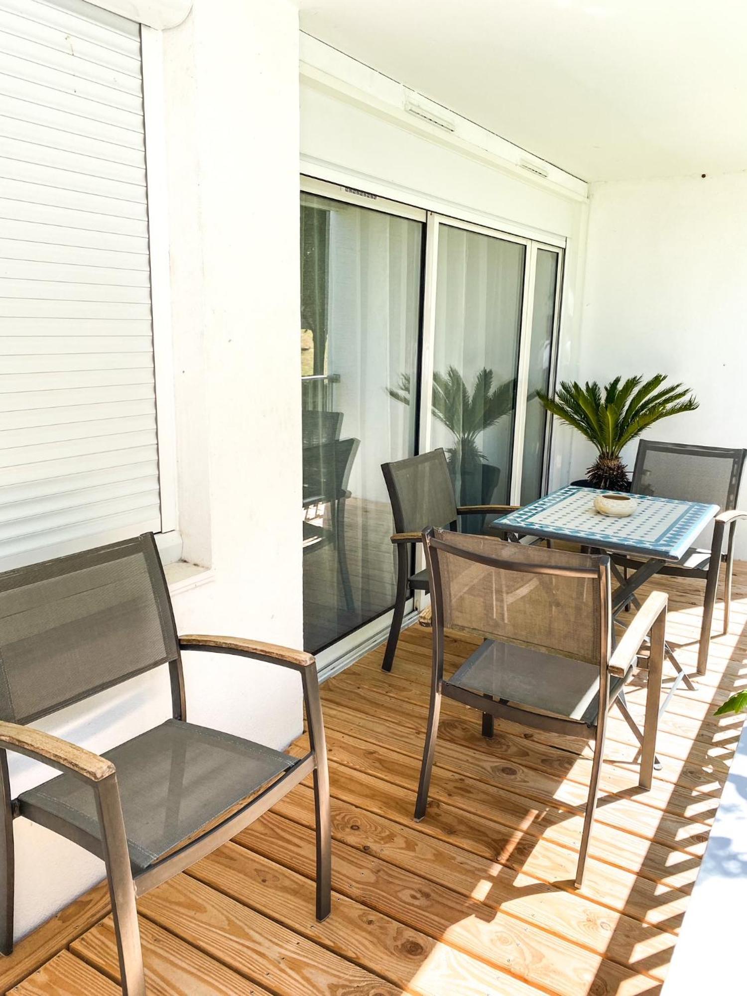 T3 Moderne Avec Balcon Terrasse Et Parking Gratuit Leilighet Niort Eksteriør bilde